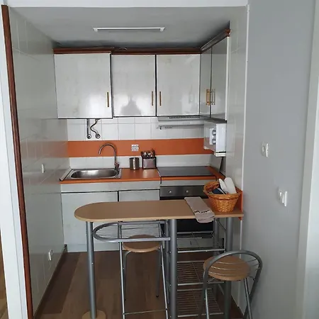 Vistas Monte Naranco Apartamento Con Parking 5Euros Al Dia Oviedo Exterior photo