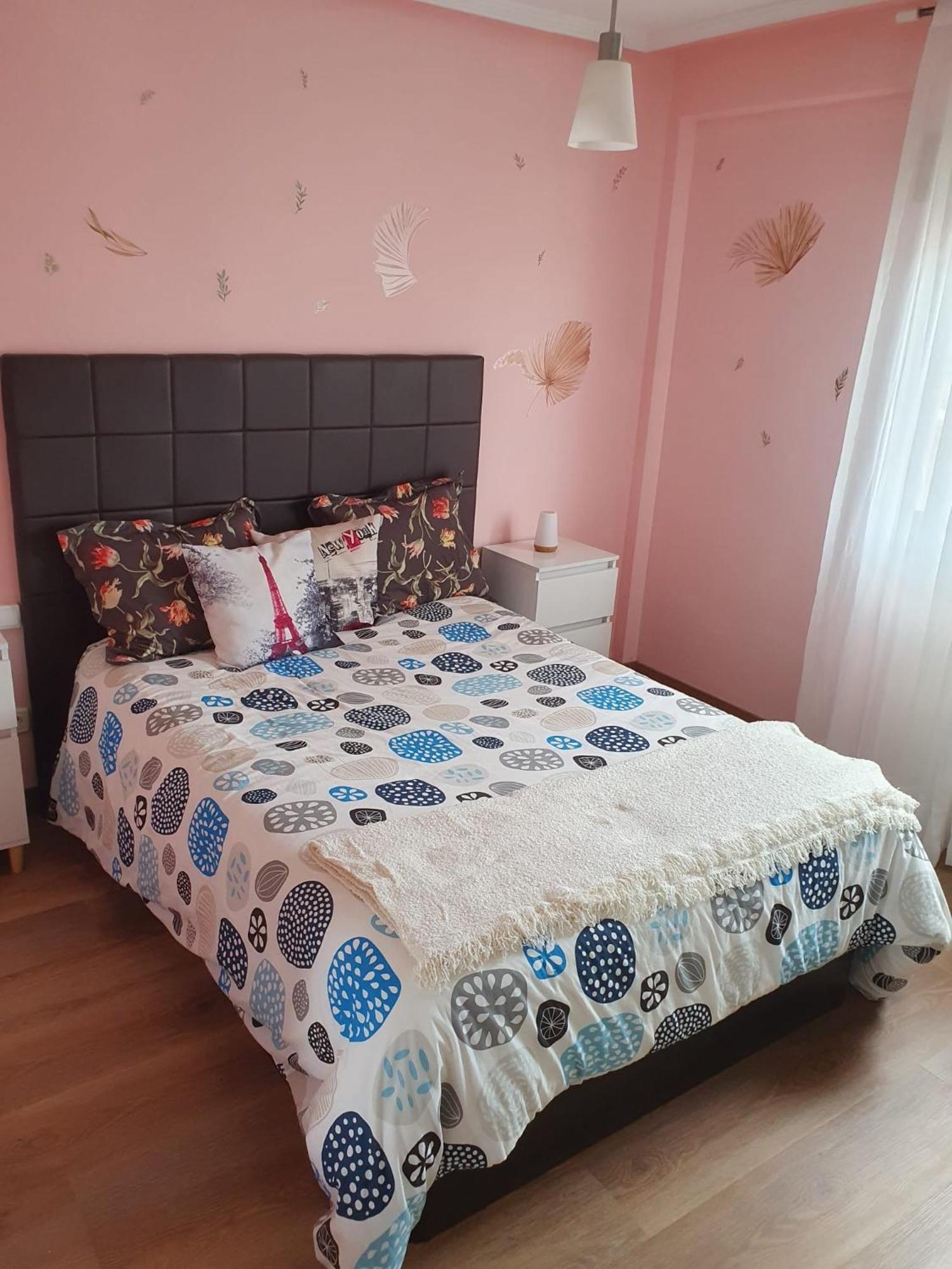 Apartment Vistas Monte Naranco Con Parking 5euros Al Dia *